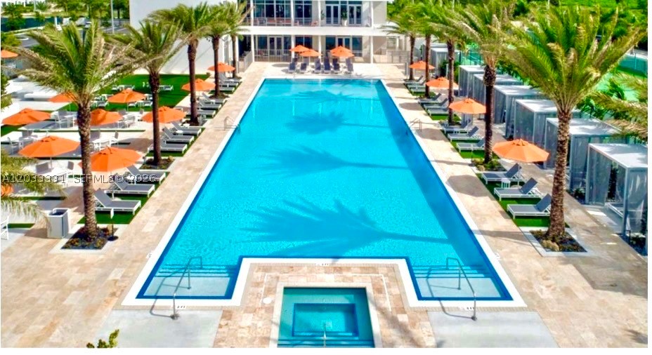 LANDMARK AT DORAL - Residential