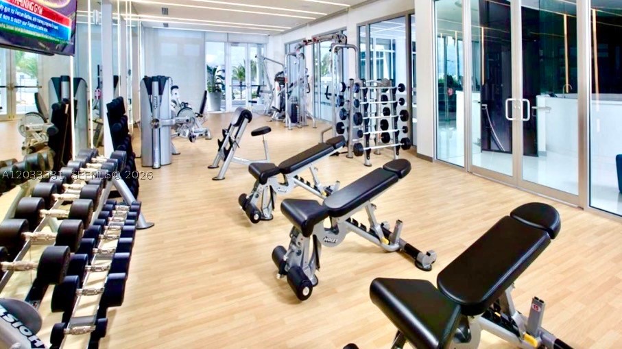 LANDMARK AT DORAL - Residential
