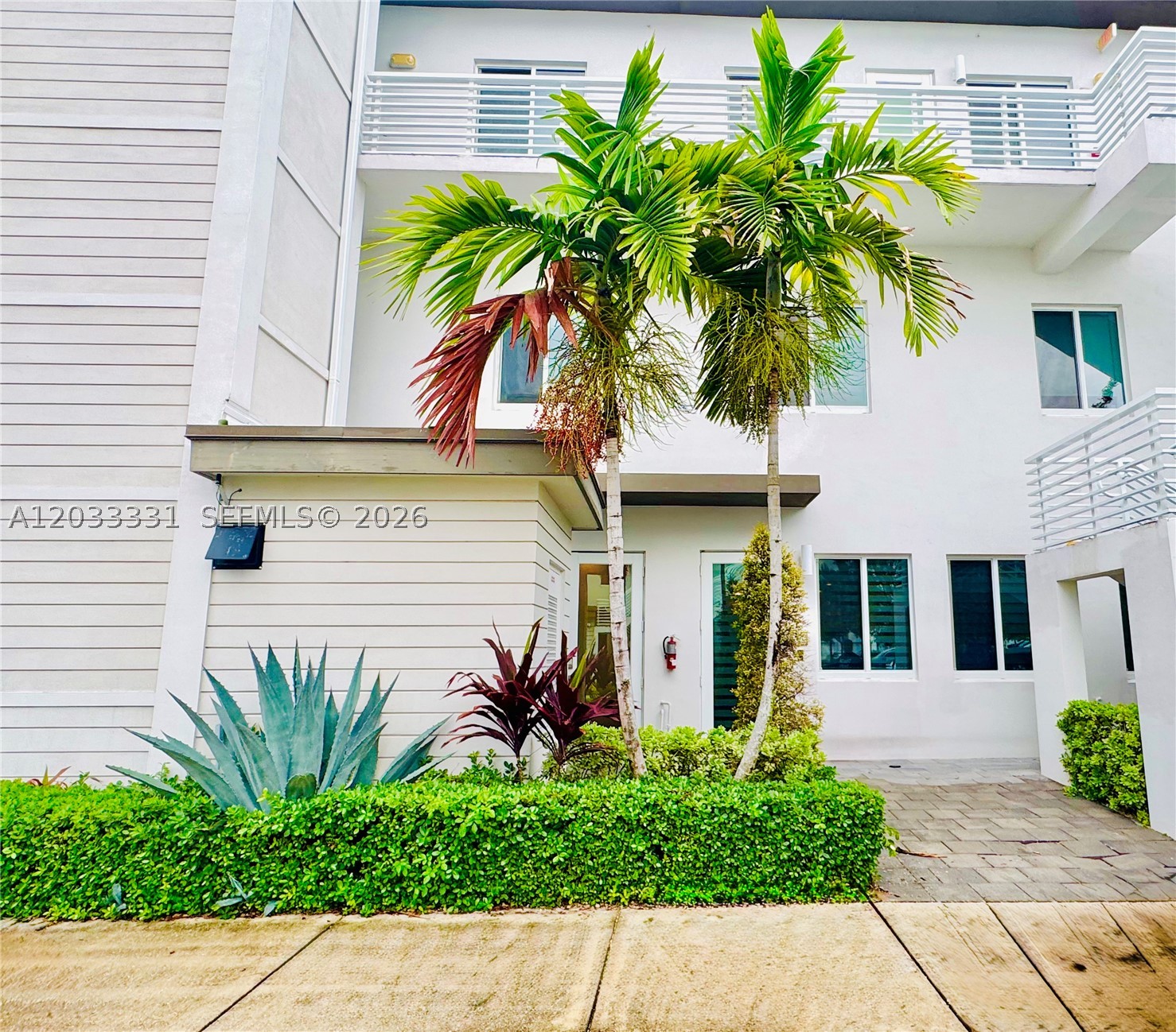 LANDMARK AT DORAL - Residential