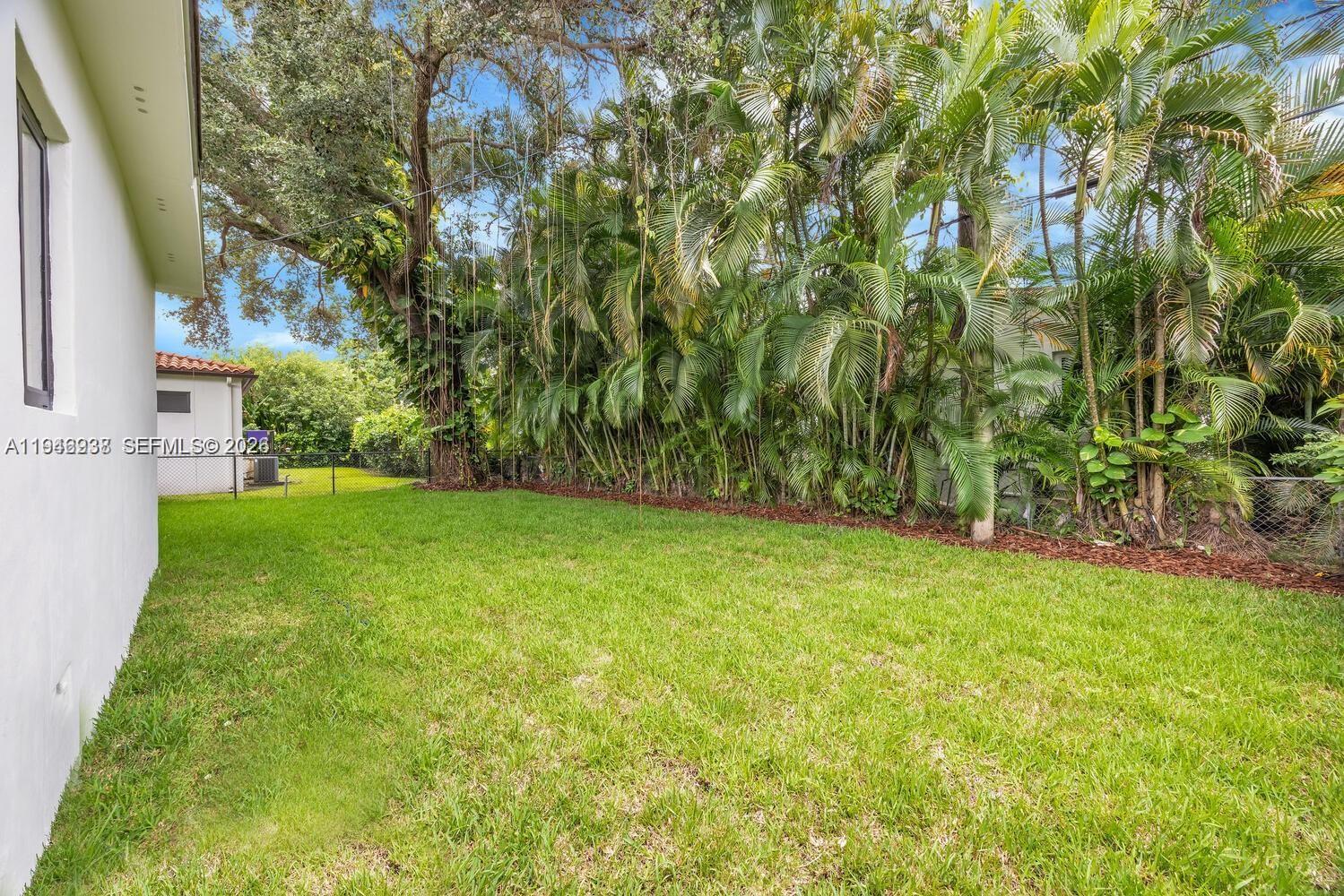 COCONUT GROVE SEC 1-CORAL - Residential