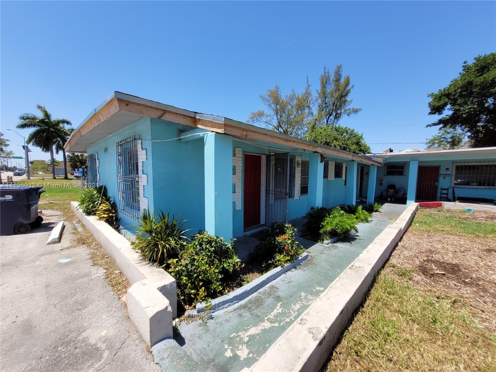 COUNTRY GARDENS 1ST ADDN - Residential Lease