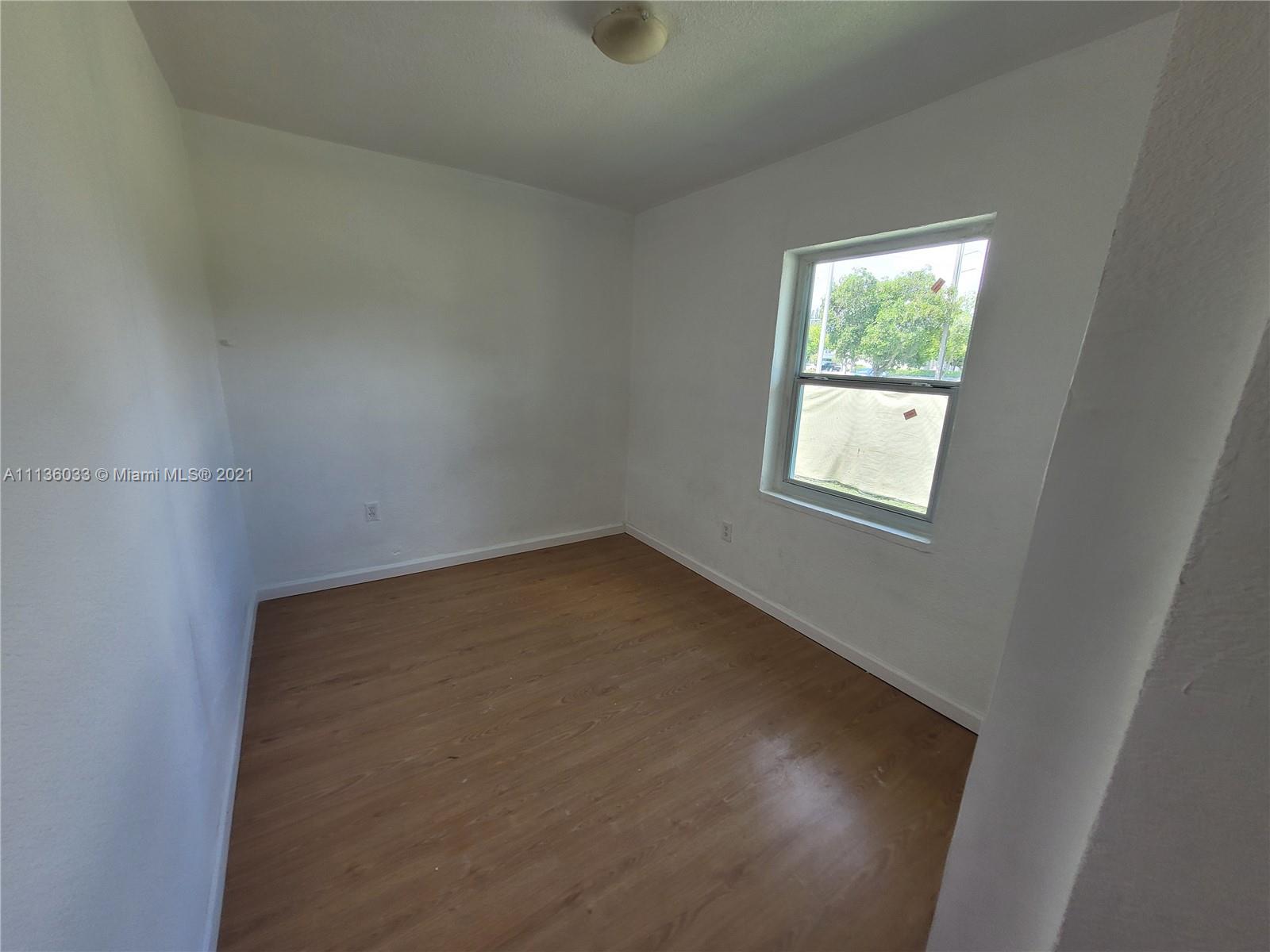 COUNTRY GARDENS 1ST ADDN - Residential Lease
