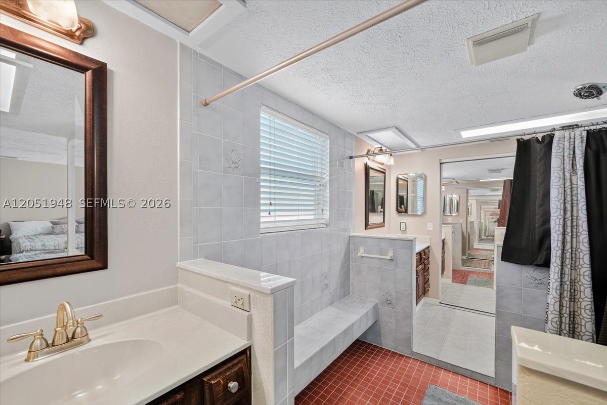 Silver Springs Estates - Residential