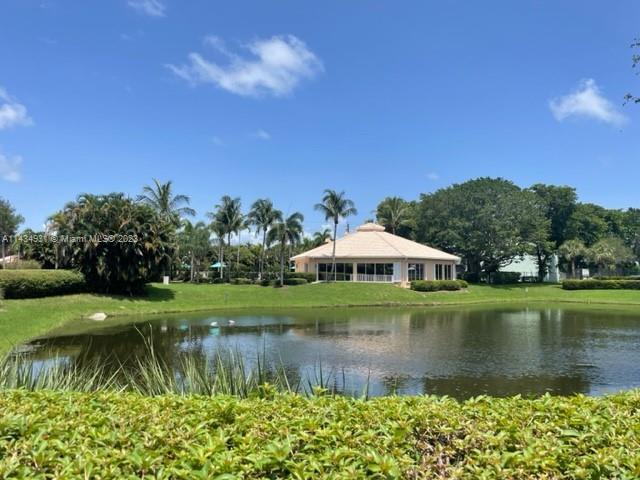 CORAL TRACE - Residential Lease