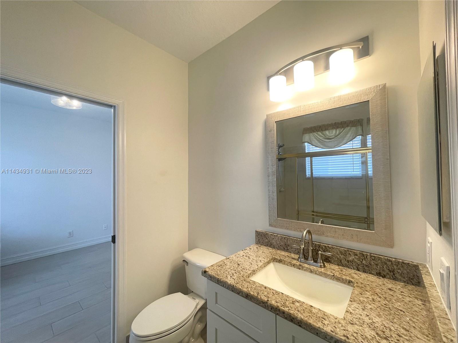 CORAL TRACE - Residential Lease