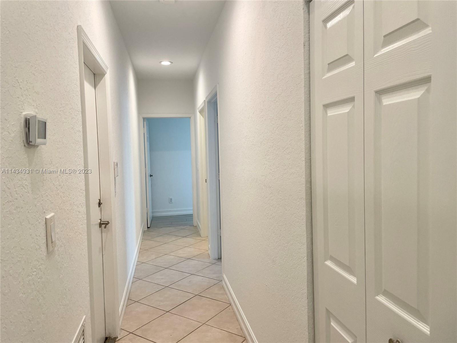 CORAL TRACE - Residential Lease
