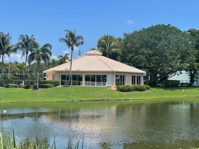 CORAL TRACE - Residential Lease