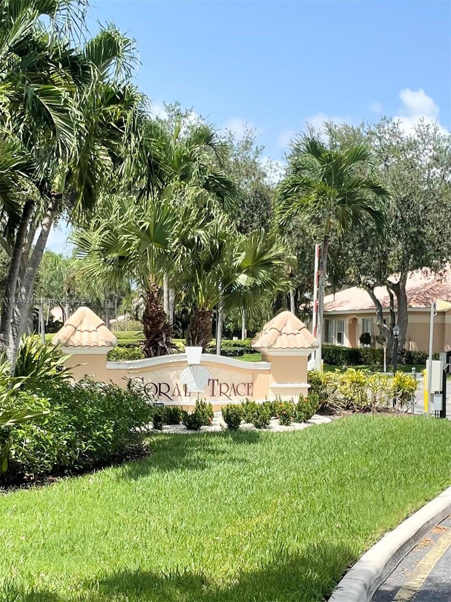 CORAL TRACE - Residential Lease