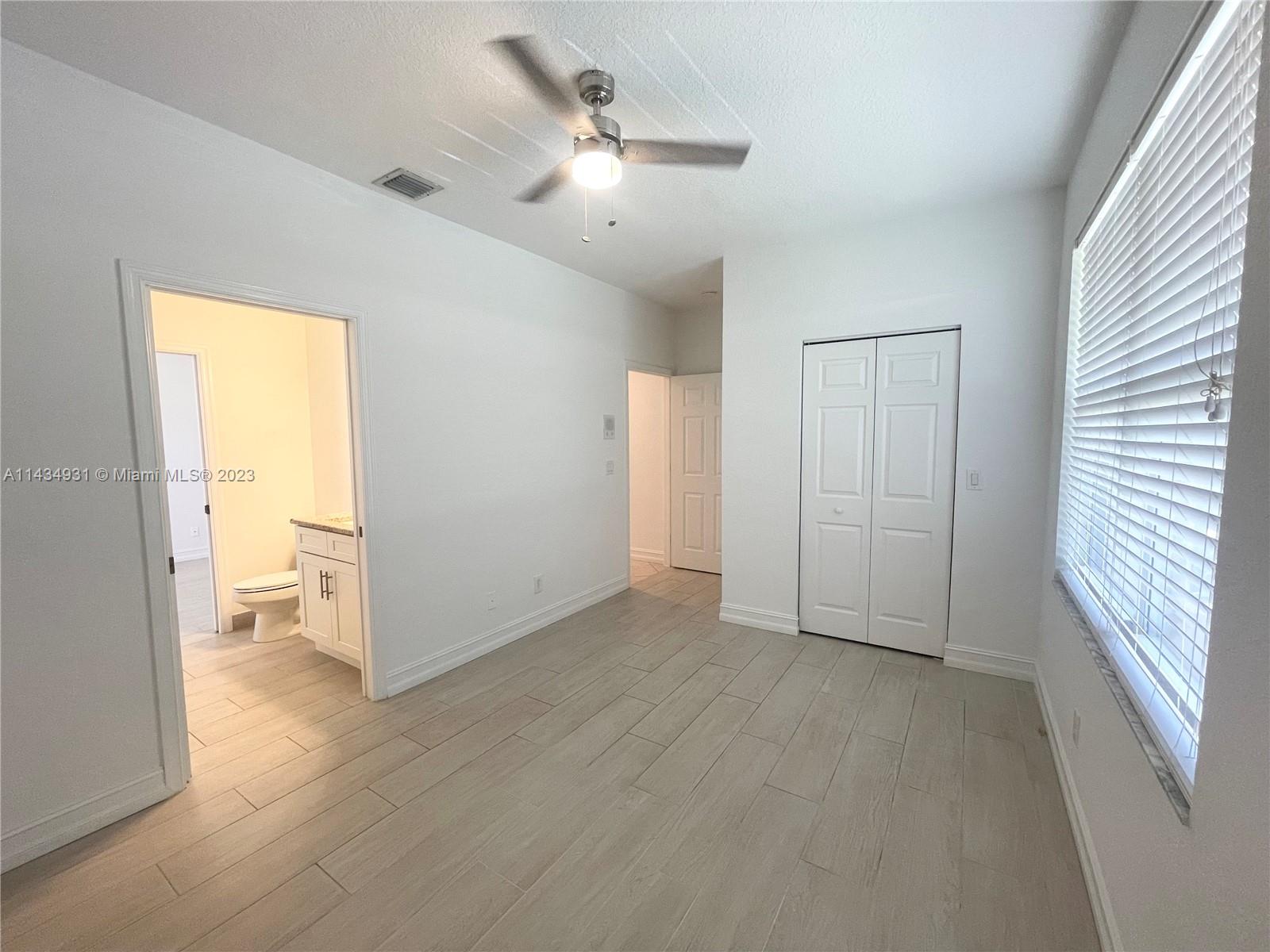 CORAL TRACE - Residential Lease