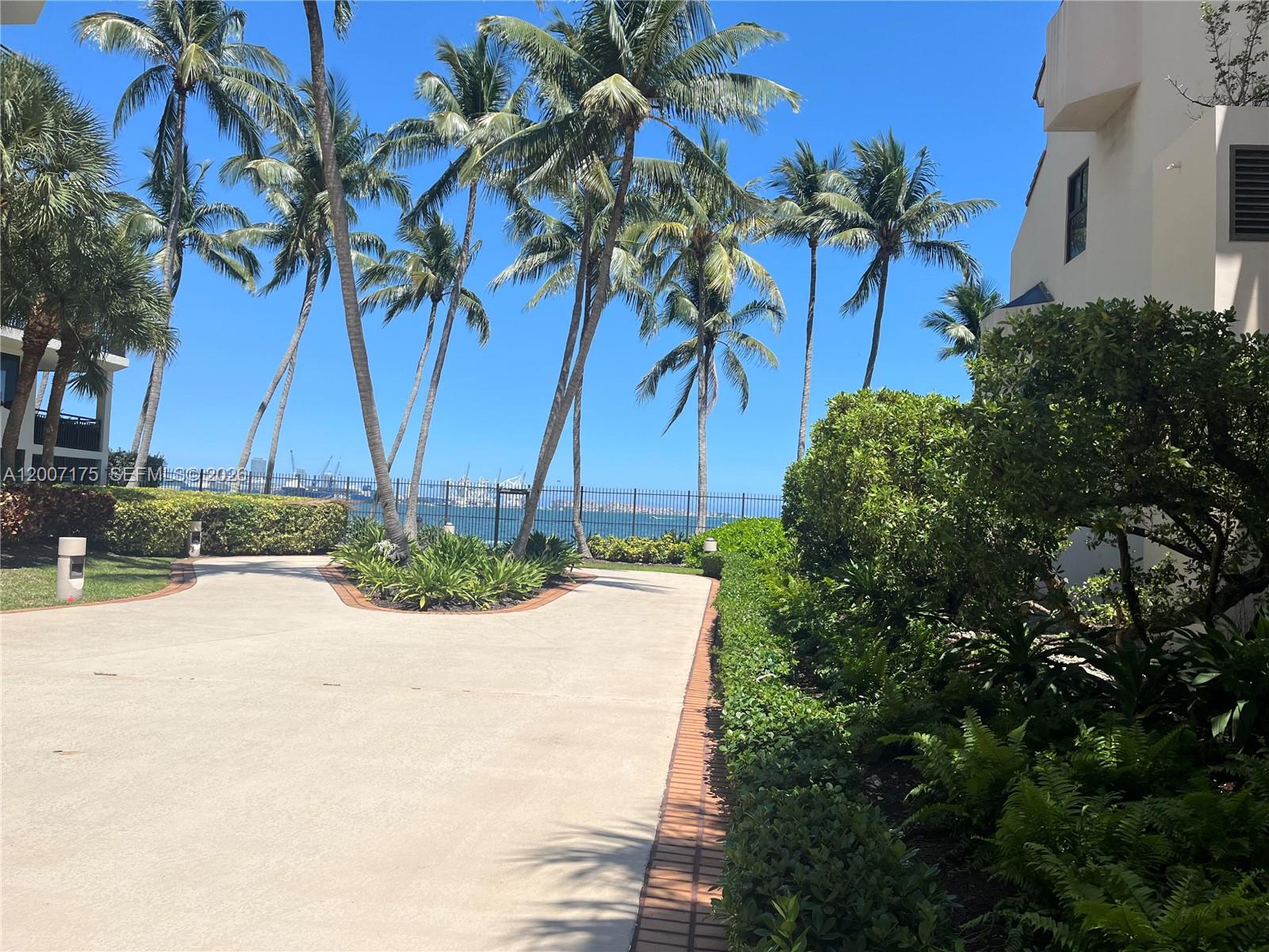 BRICKELL KEY II CONDO - Residential
