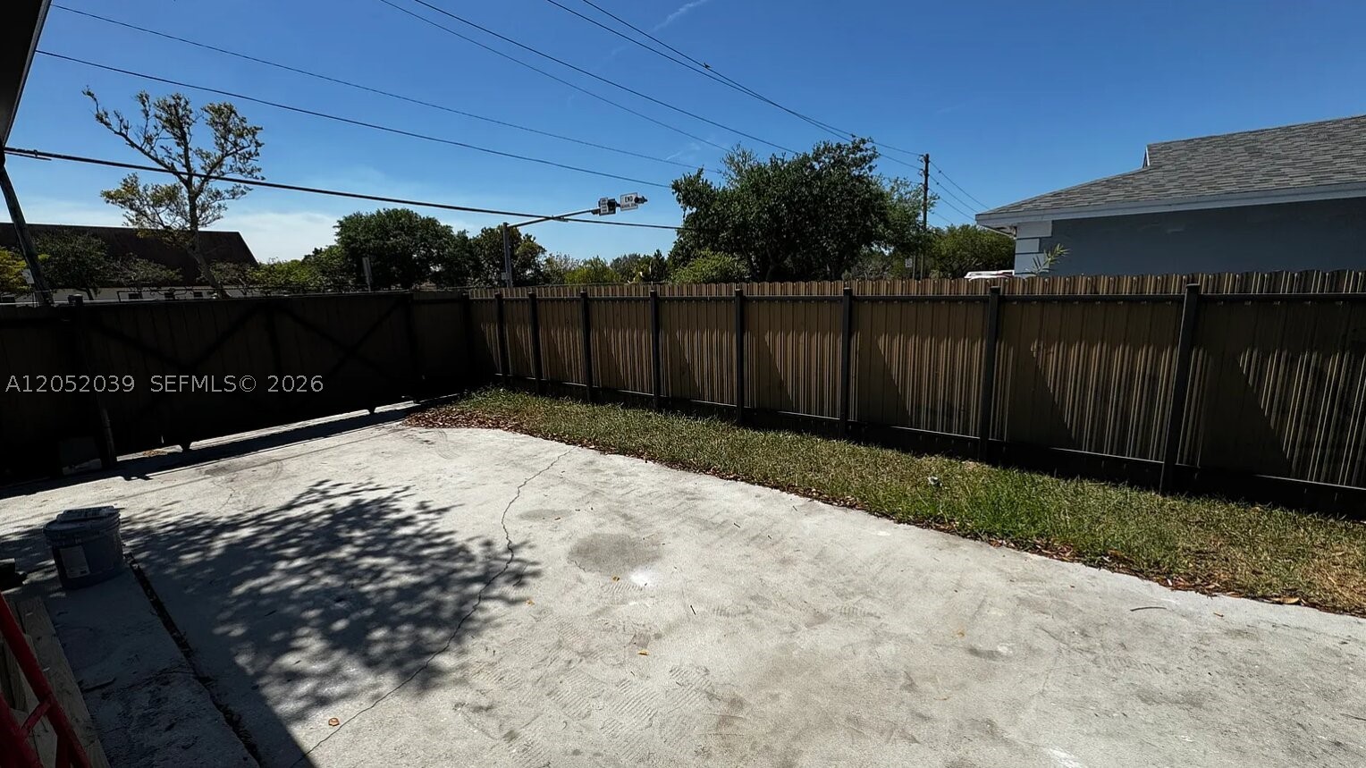 GOLDEN GARDENS SEC 8 - Residential Lease