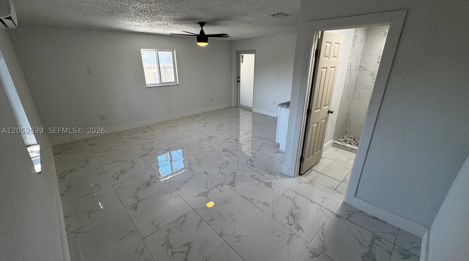 GOLDEN GARDENS SEC 8 - Residential Lease