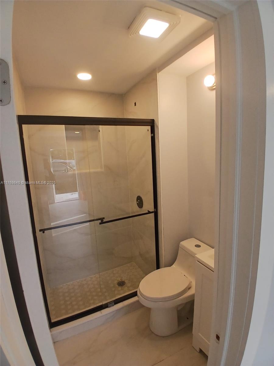HOLLYWOOD BEACH HEIGHTS S - Residential