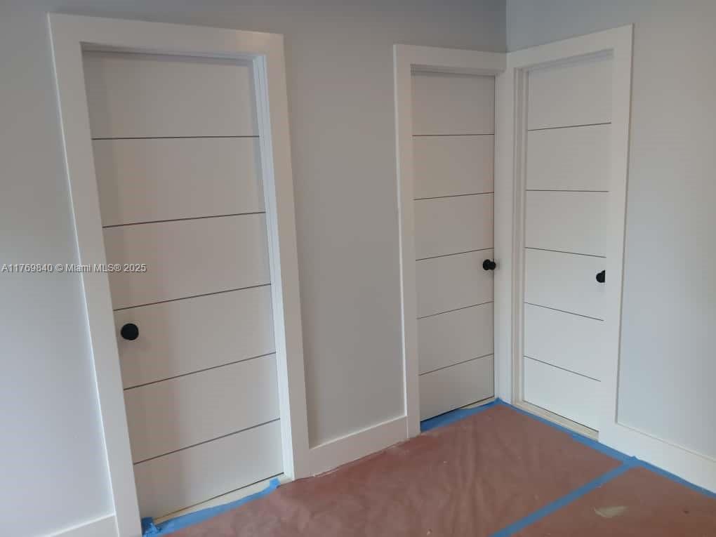 HOLLYWOOD BEACH HEIGHTS S - Residential