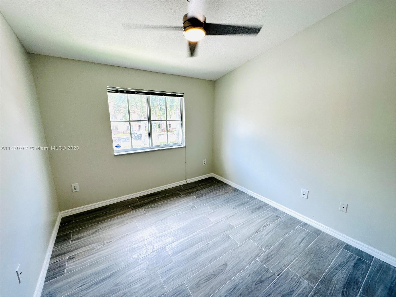 VENETIA GARDENS SOUTH CON - Residential Lease