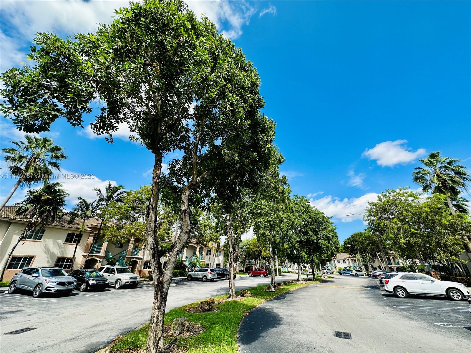 VENETIA GARDENS SOUTH CON - Residential Lease