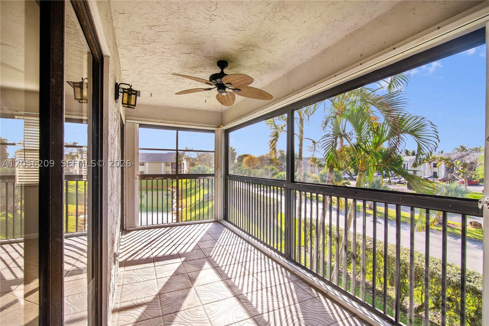 LAKESHORE CONDO 11 - Residential Lease