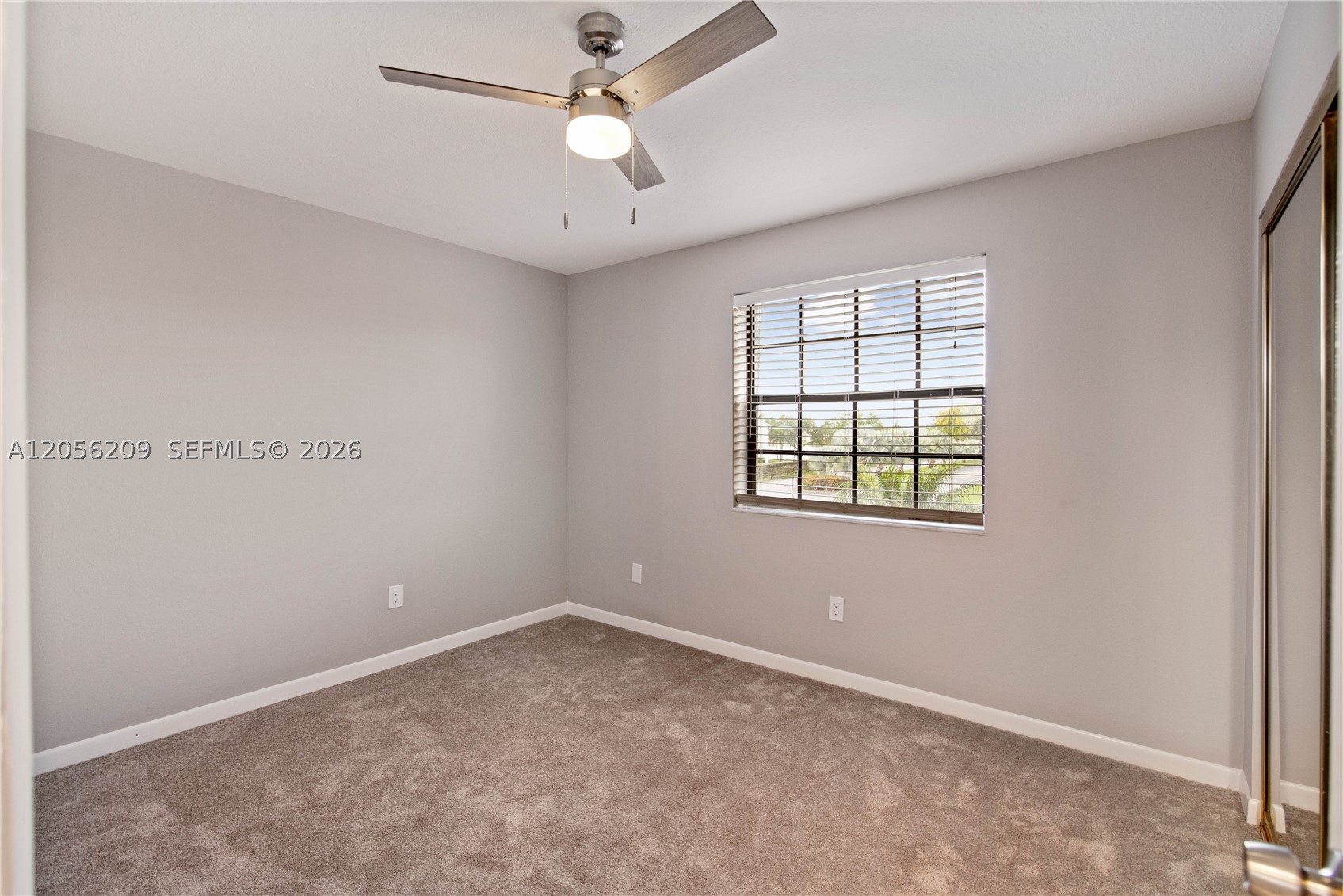 LAKESHORE CONDO 11 - Residential Lease