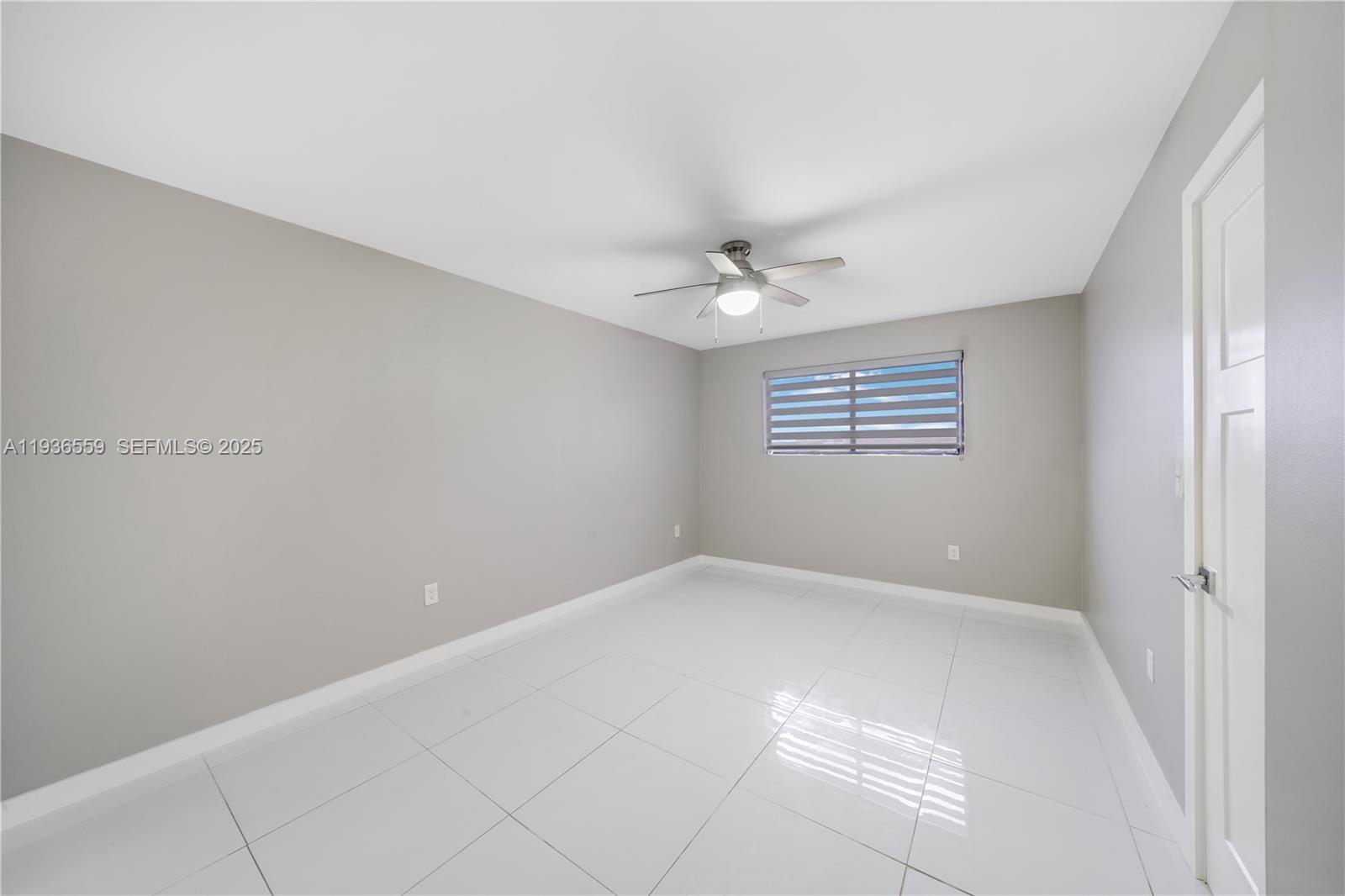 TOWERS NORTH CONDO - Residential Lease
