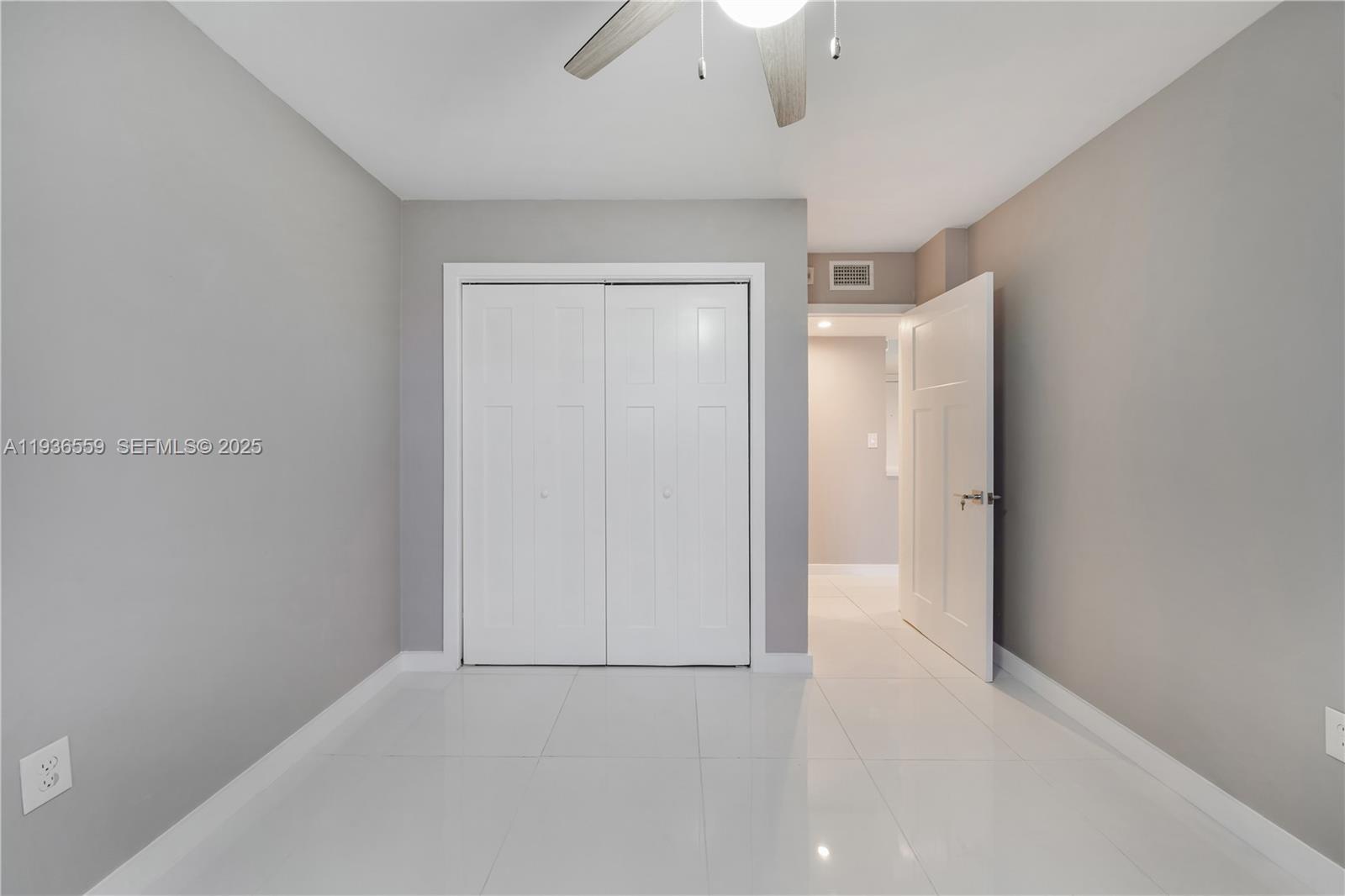 TOWERS NORTH CONDO - Residential Lease