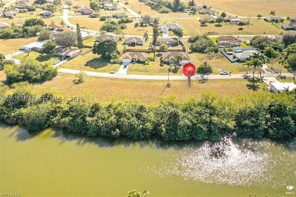 CAPE CORAL - Land