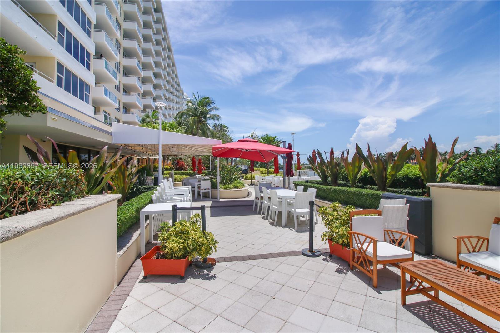 5600 CONDO - Residential
