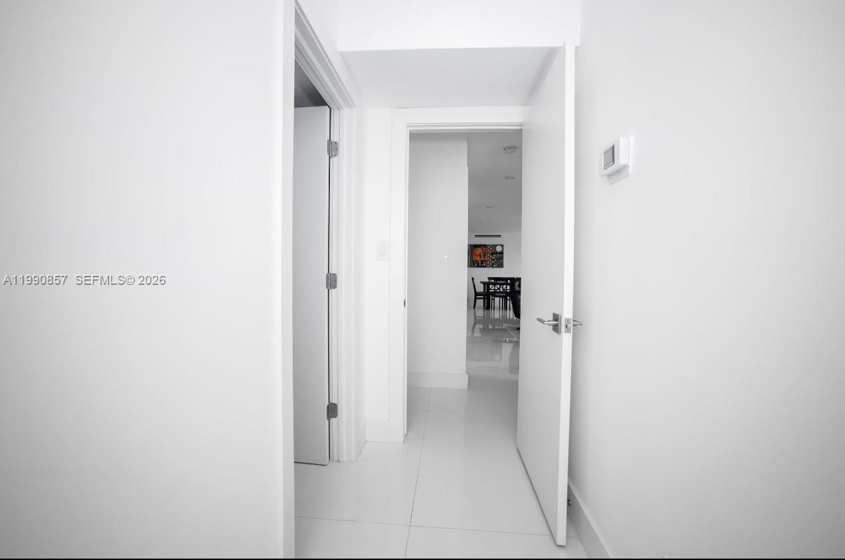 5600 CONDO - Residential