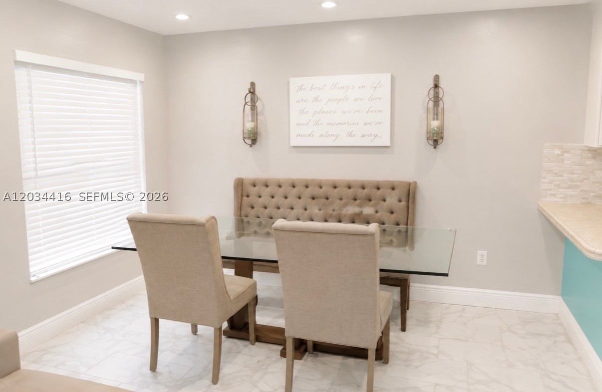 LESLIE ESTATES SEC SIX - Residential
