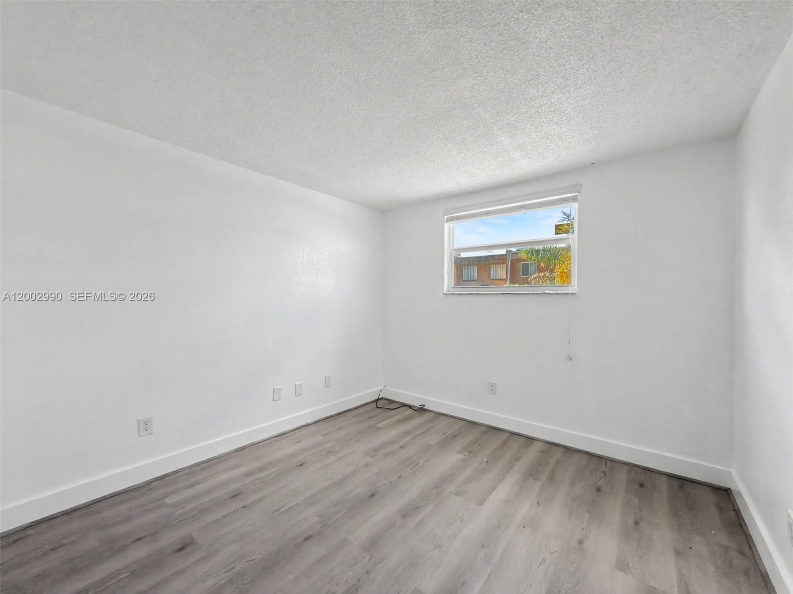 LAS ESTRELLAS CONDO - Residential