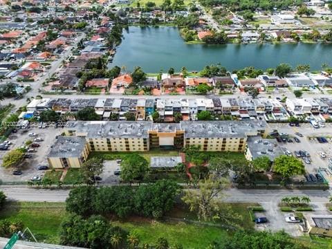 LAS ESTRELLAS CONDO - Residential