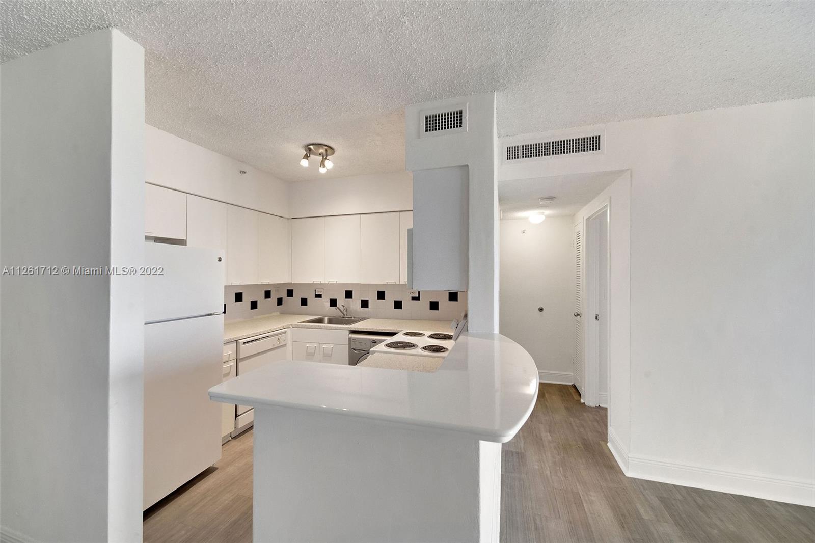 Flamingo Point - Residential Lease