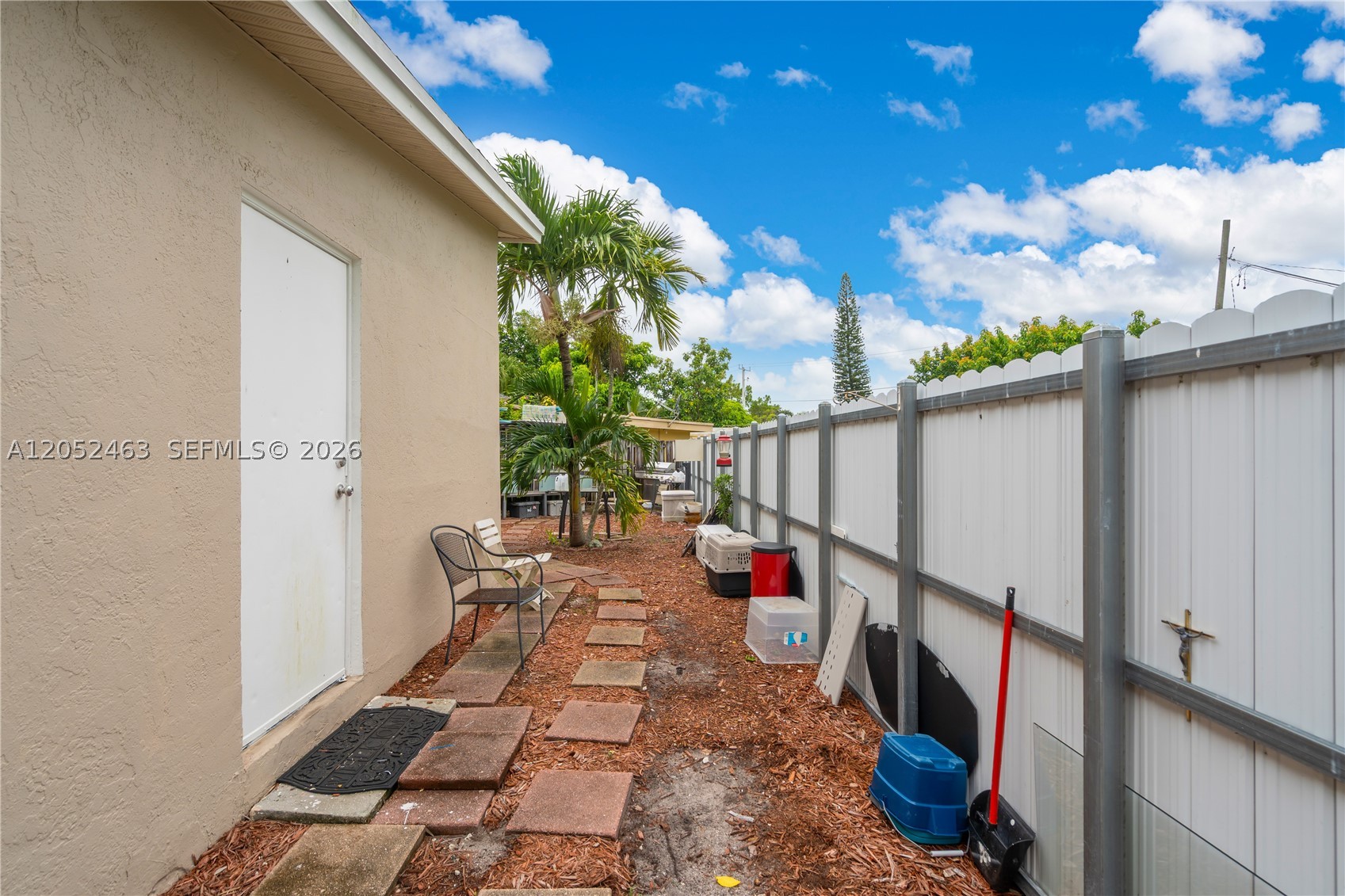 HOLLYWOOD BEACH GARDENS - Residential Income
