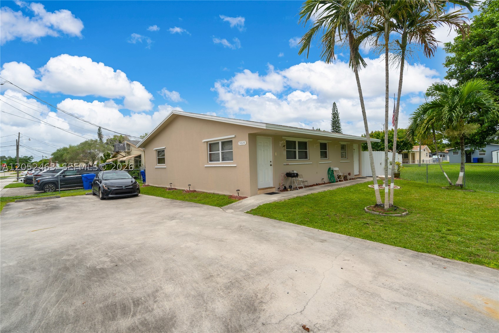 HOLLYWOOD BEACH GARDENS - Residential Income