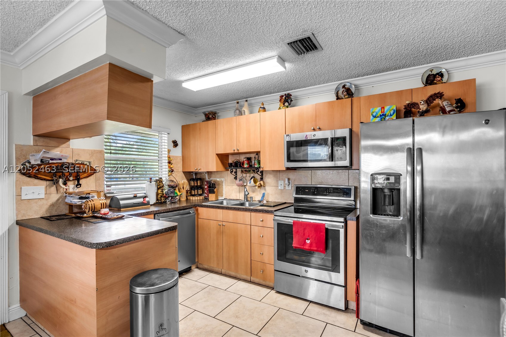 HOLLYWOOD BEACH GARDENS - Residential Income