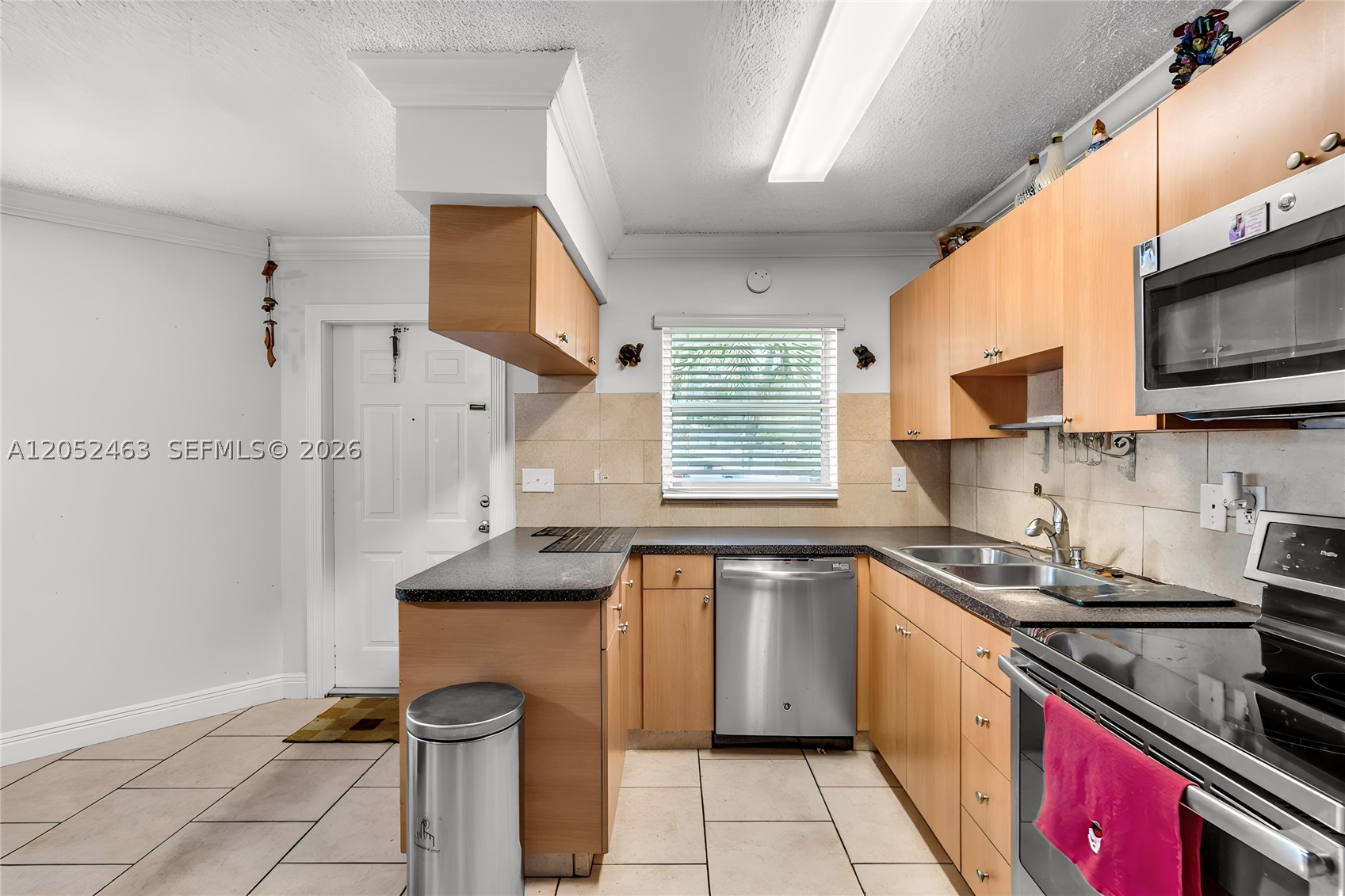HOLLYWOOD BEACH GARDENS - Residential Income