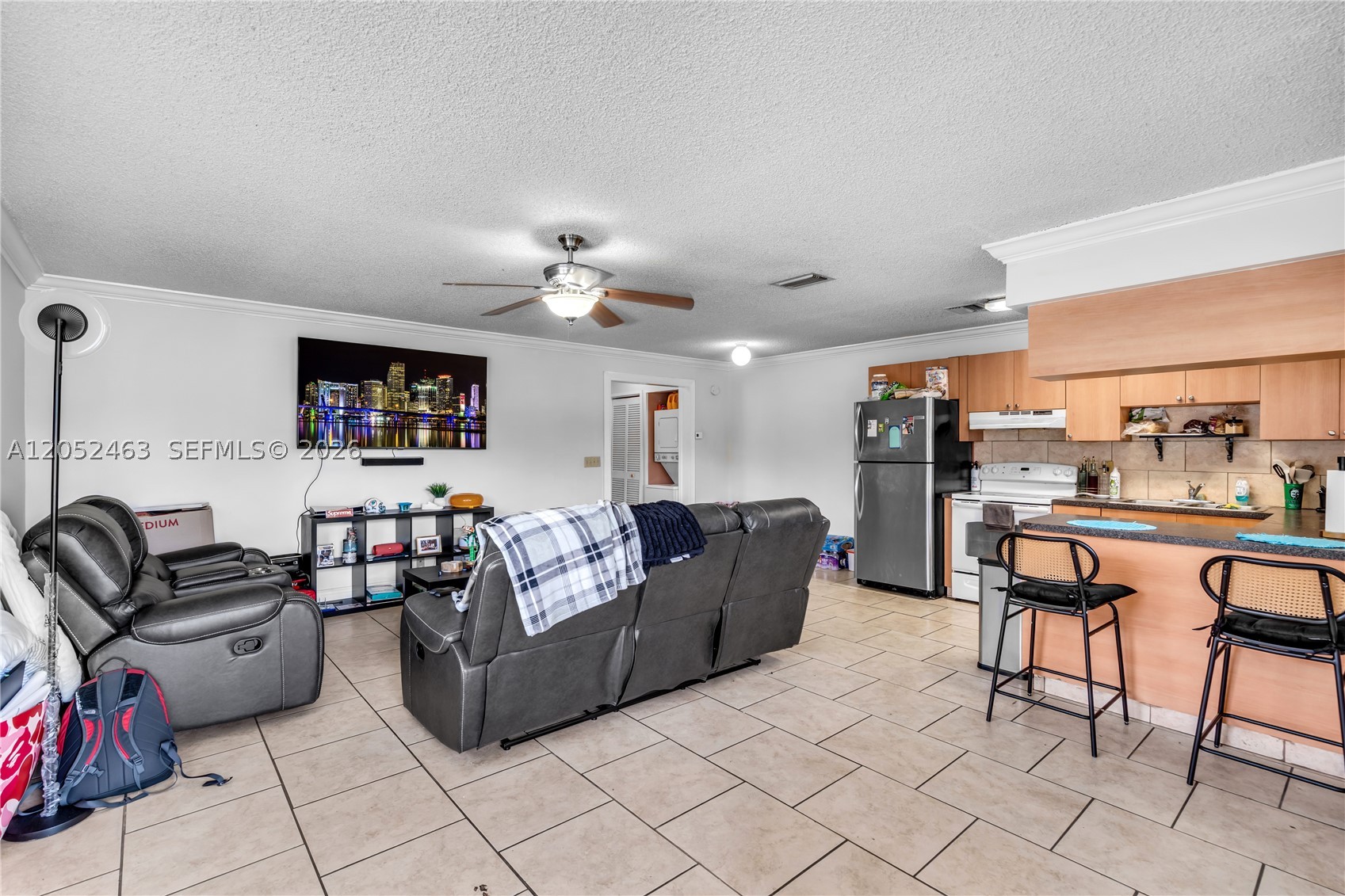 HOLLYWOOD BEACH GARDENS - Residential Income