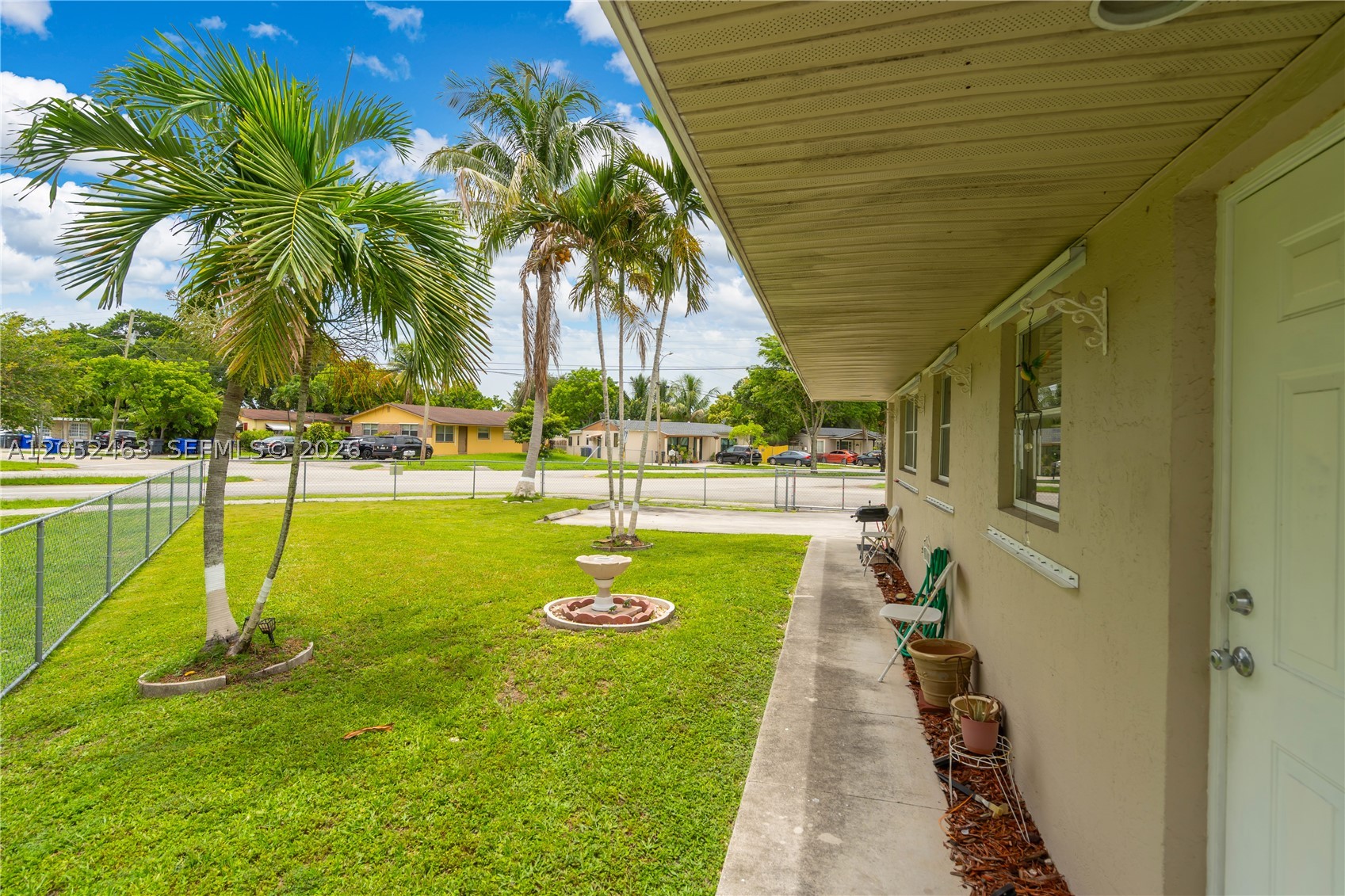 HOLLYWOOD BEACH GARDENS - Residential Income