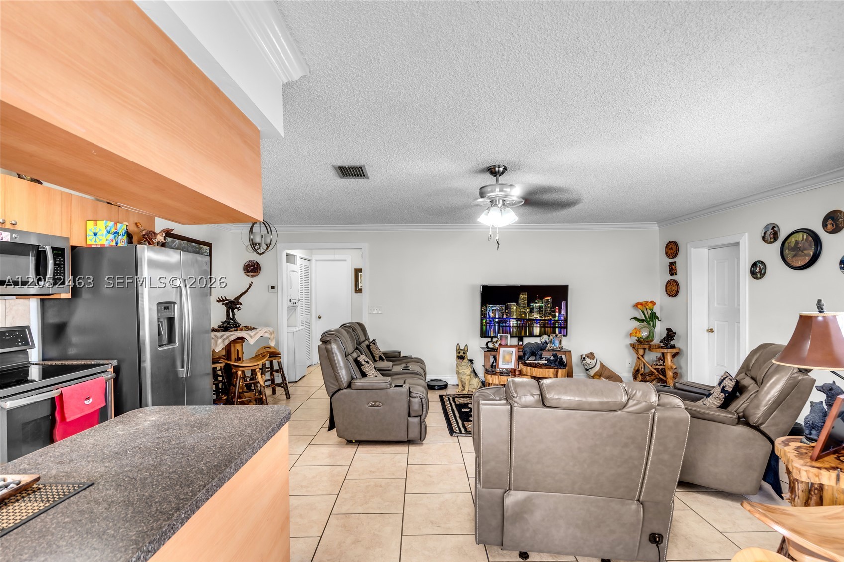 HOLLYWOOD BEACH GARDENS - Residential Income