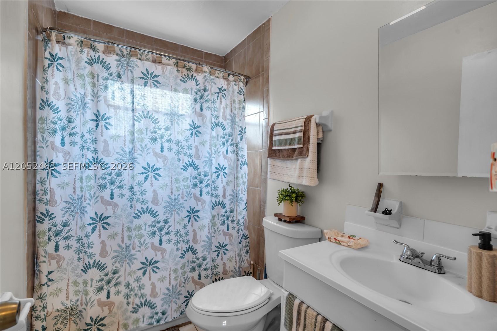 HOLLYWOOD BEACH GARDENS - Residential Income