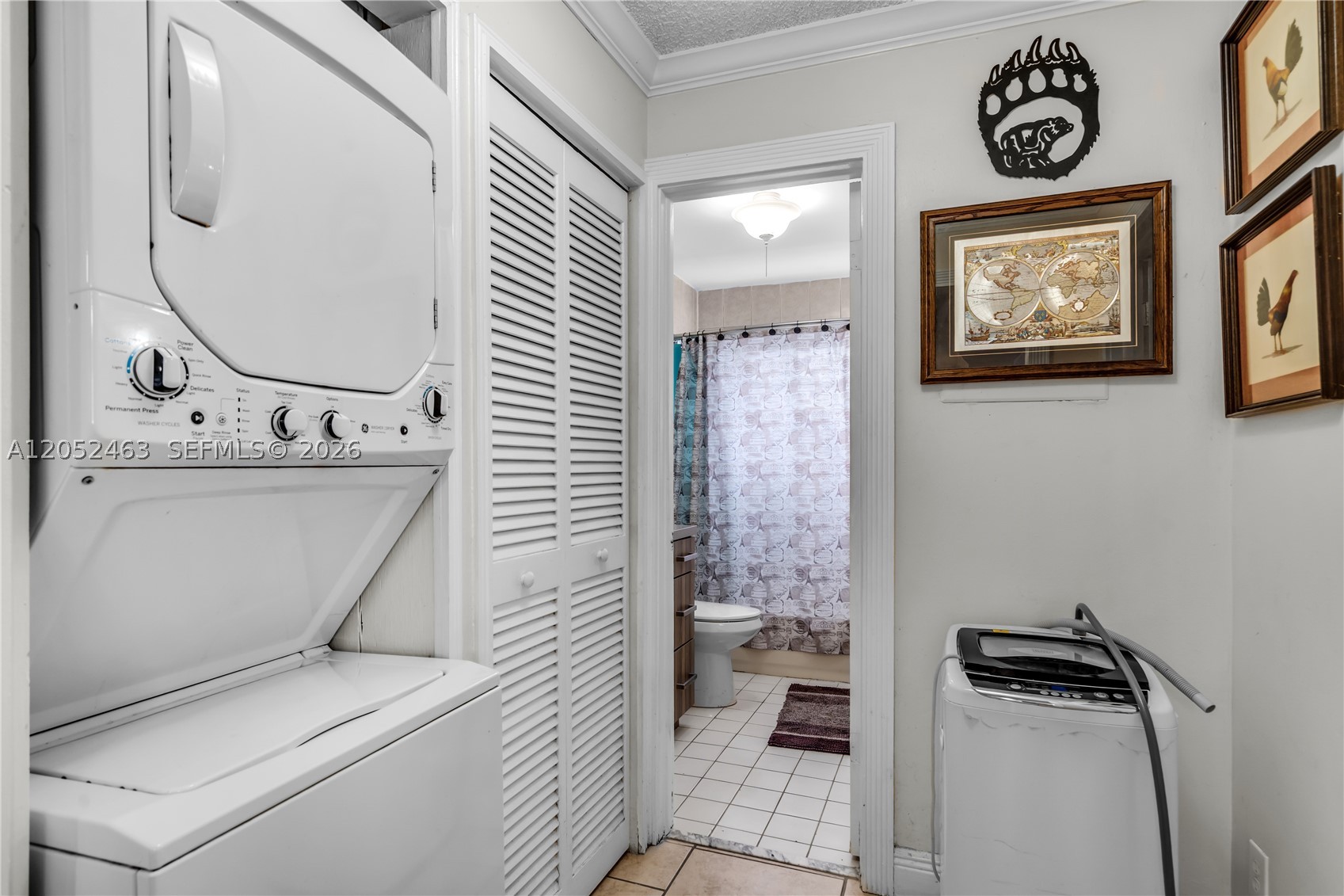 HOLLYWOOD BEACH GARDENS - Residential Income