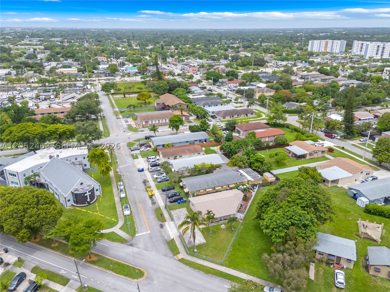 HOLLYWOOD BEACH GARDENS - Residential Income