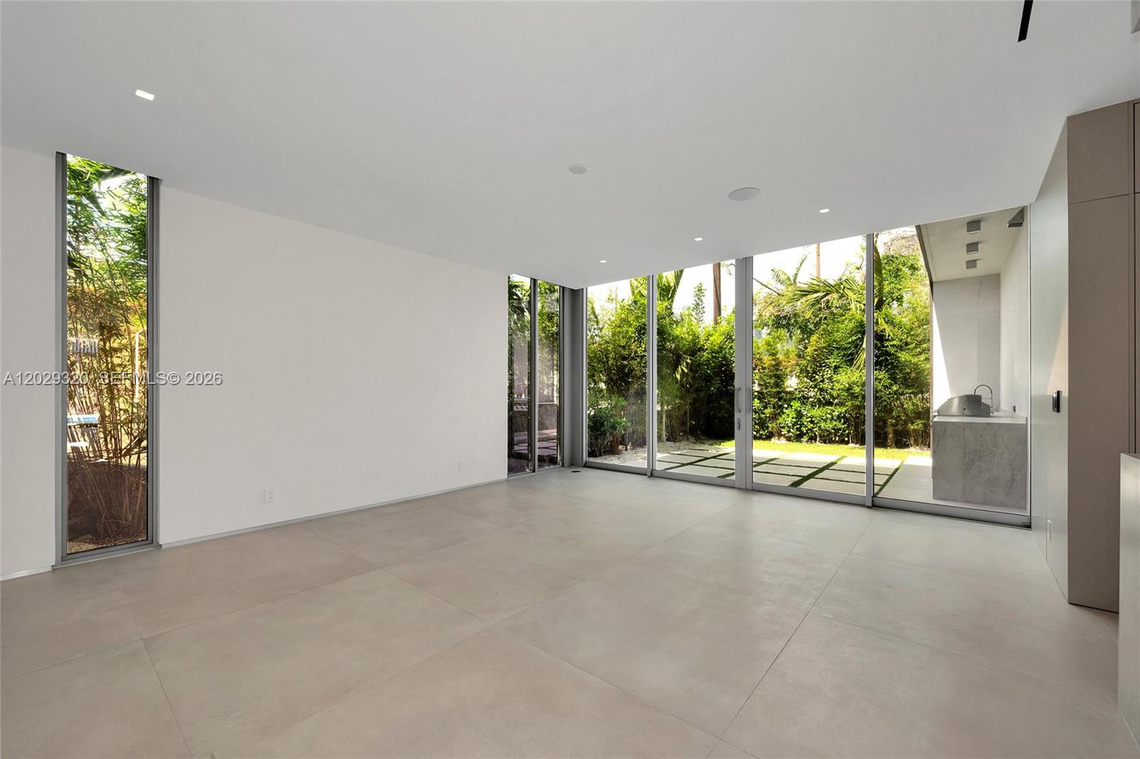 HOLLEMAN PARK - Residential