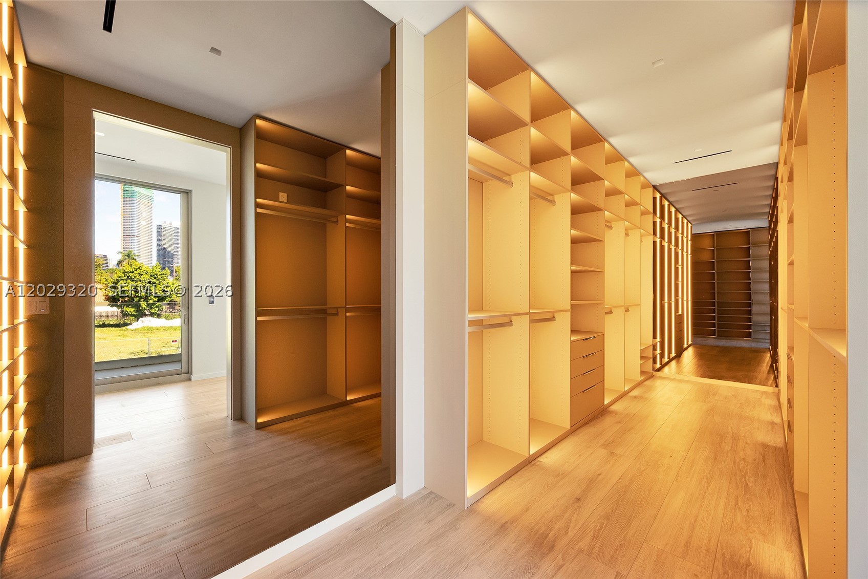 HOLLEMAN PARK - Residential