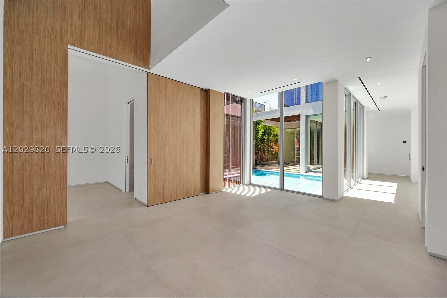HOLLEMAN PARK - Residential
