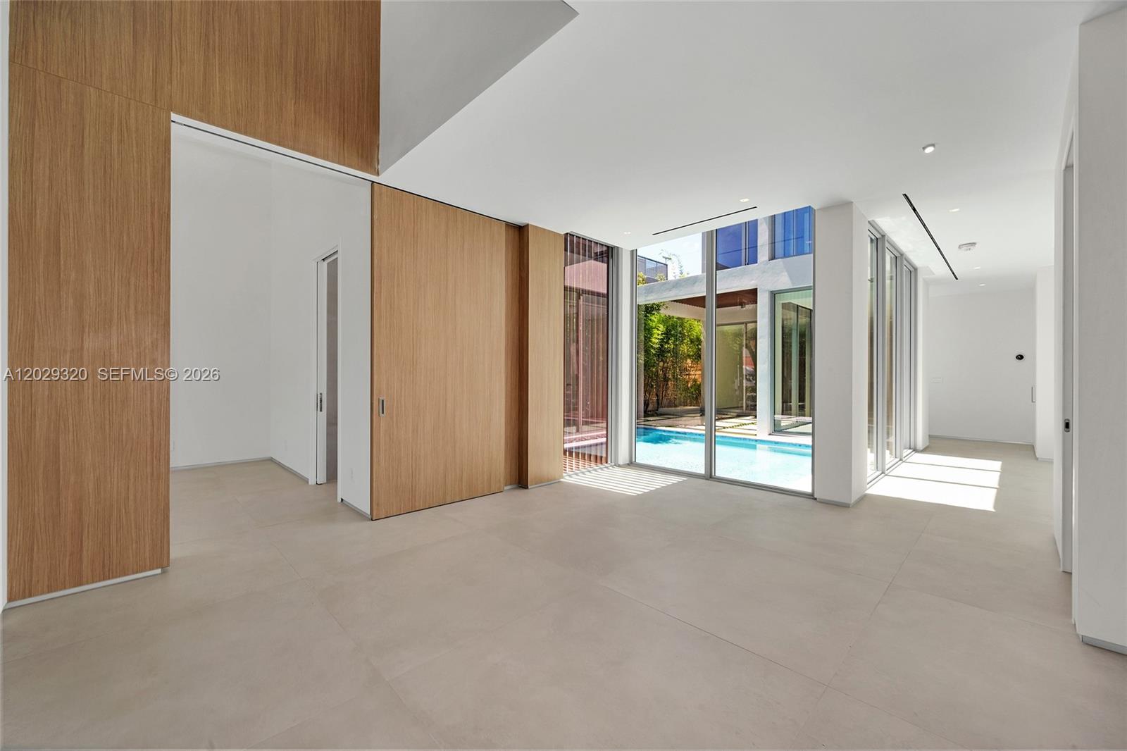 HOLLEMAN PARK - Residential
