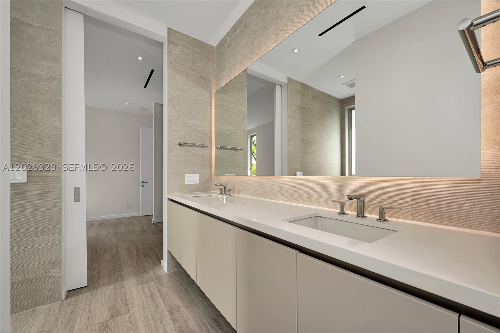 HOLLEMAN PARK - Residential