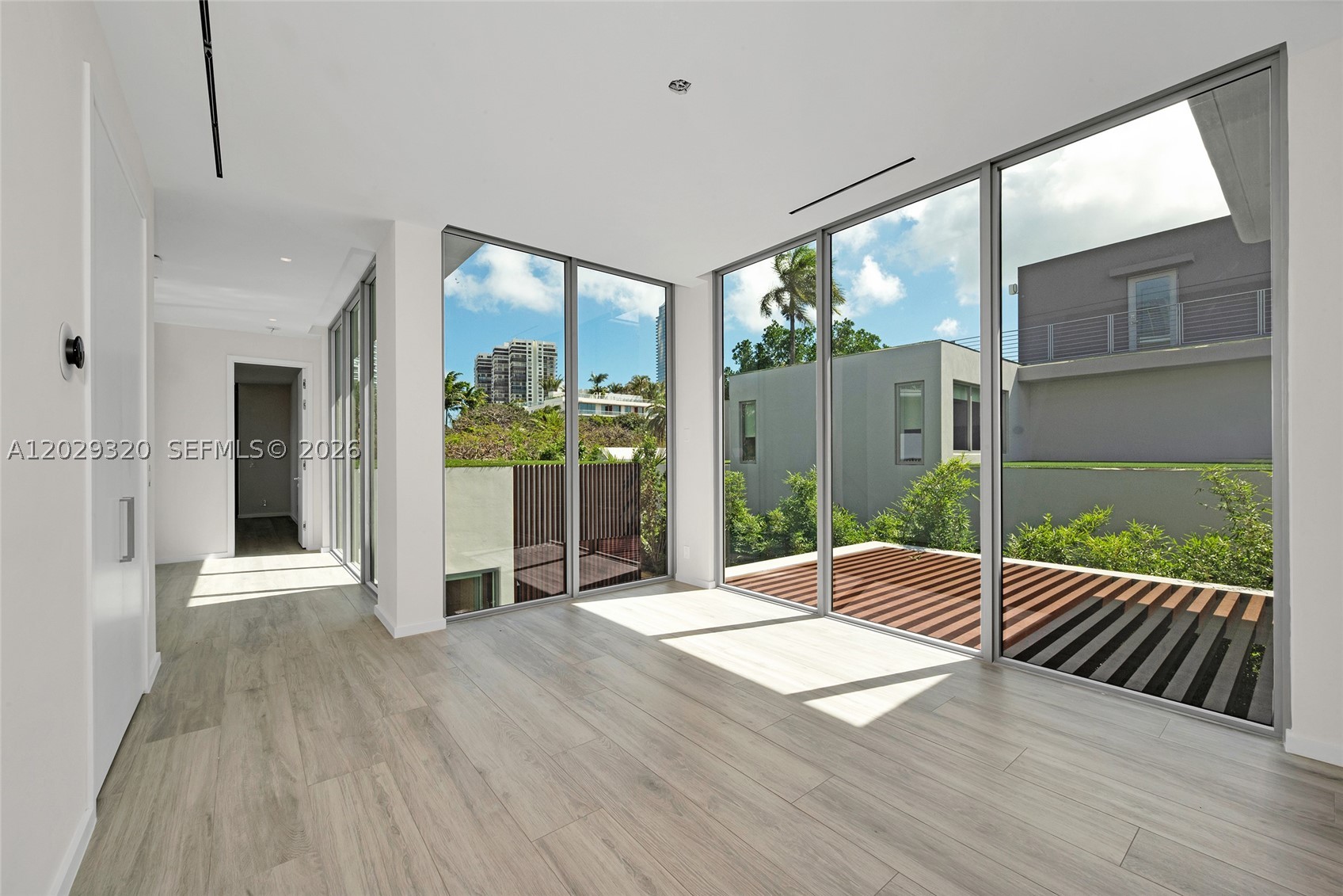 HOLLEMAN PARK - Residential