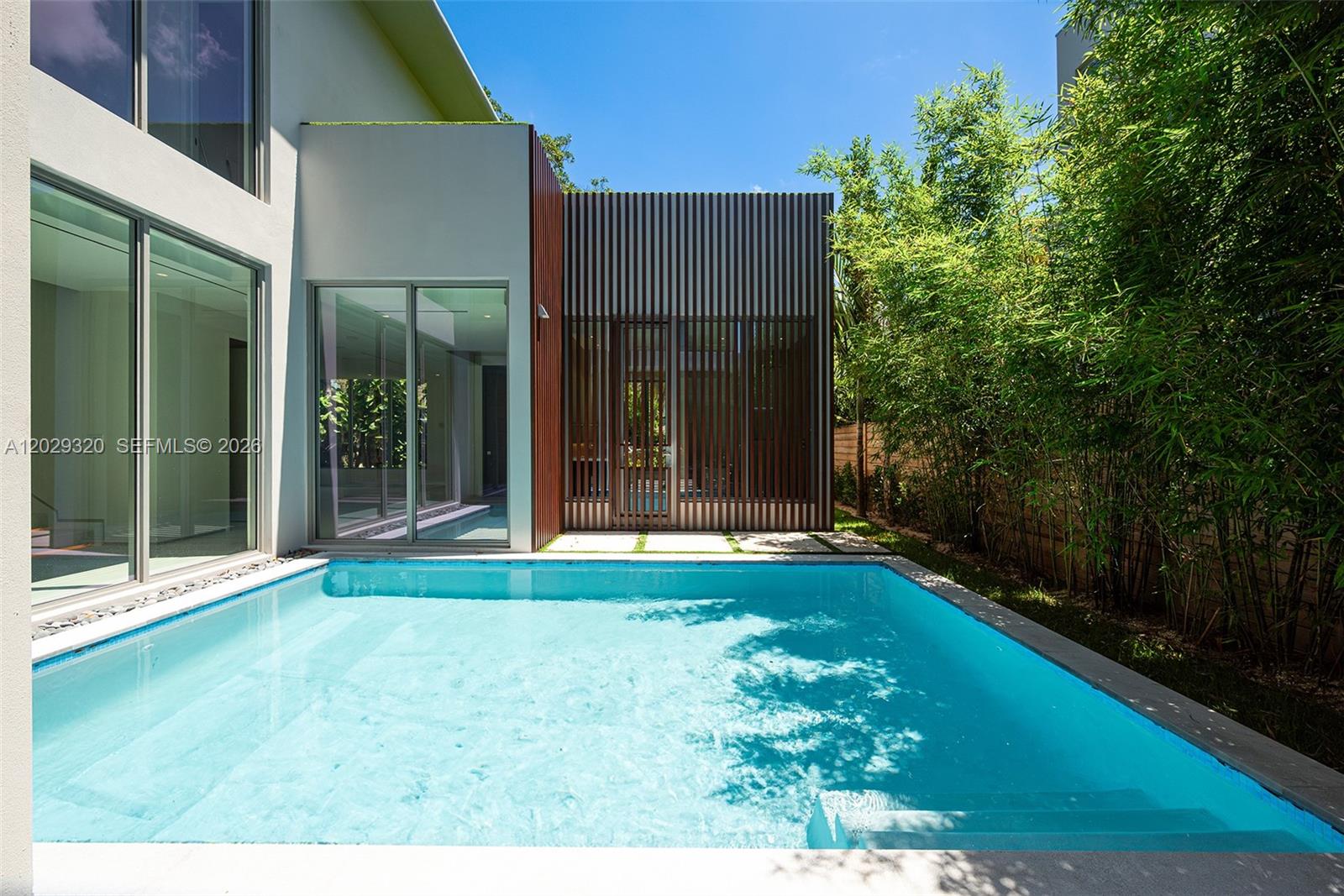 HOLLEMAN PARK - Residential