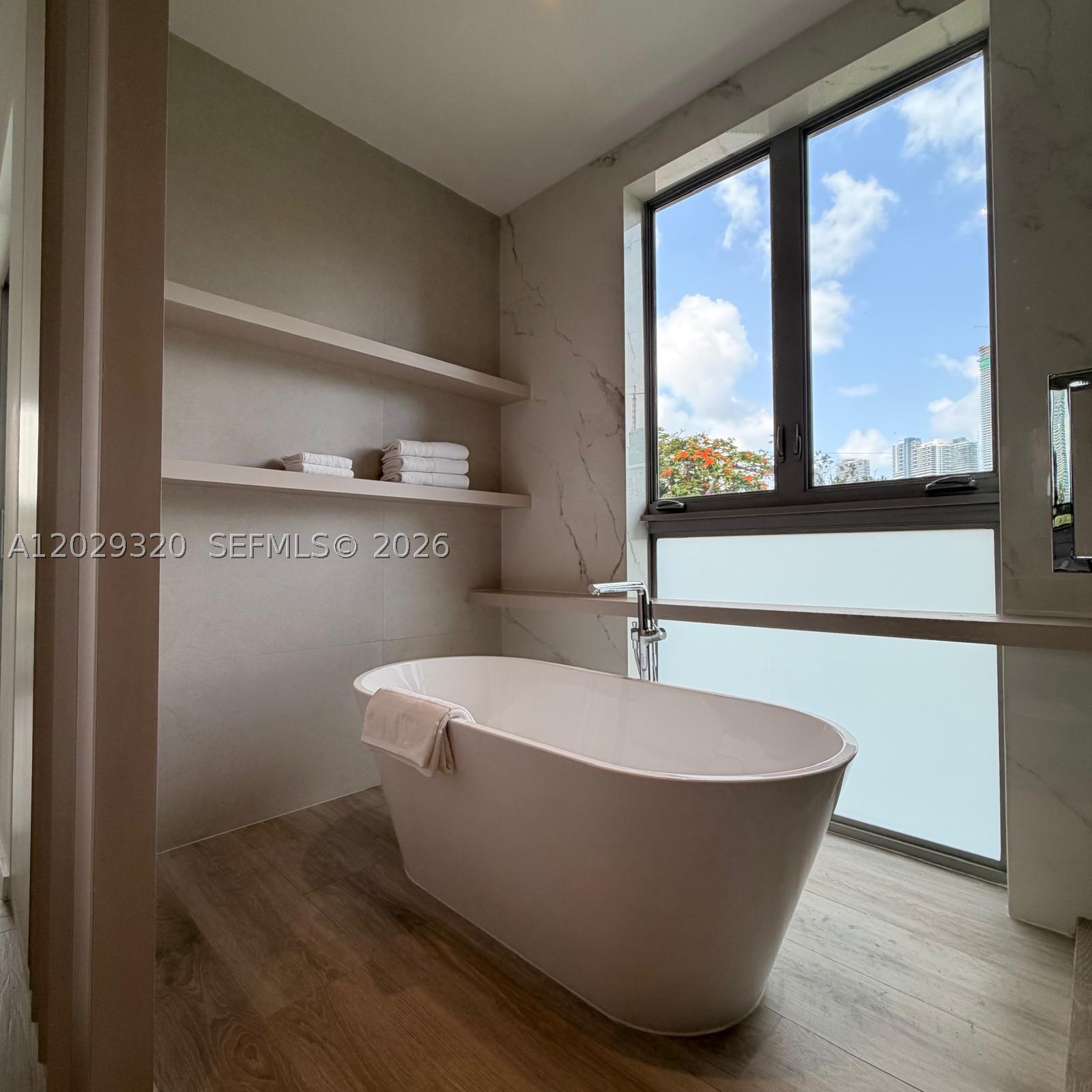 HOLLEMAN PARK - Residential