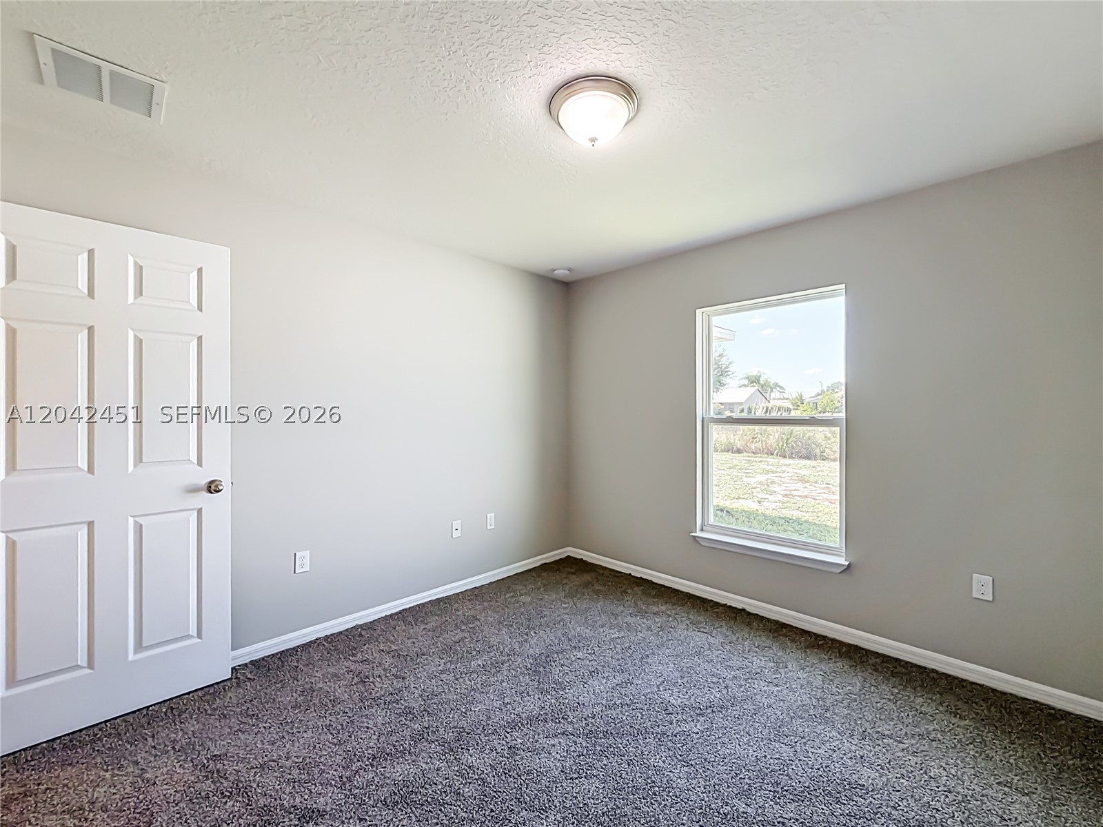 PORT ST LUCIE SECTION 33 - Residential